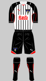 dunfermline Athletic 2009-10 home kit