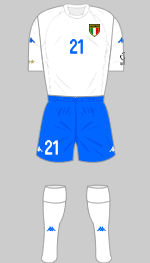 italy 2002 world cup change kit
